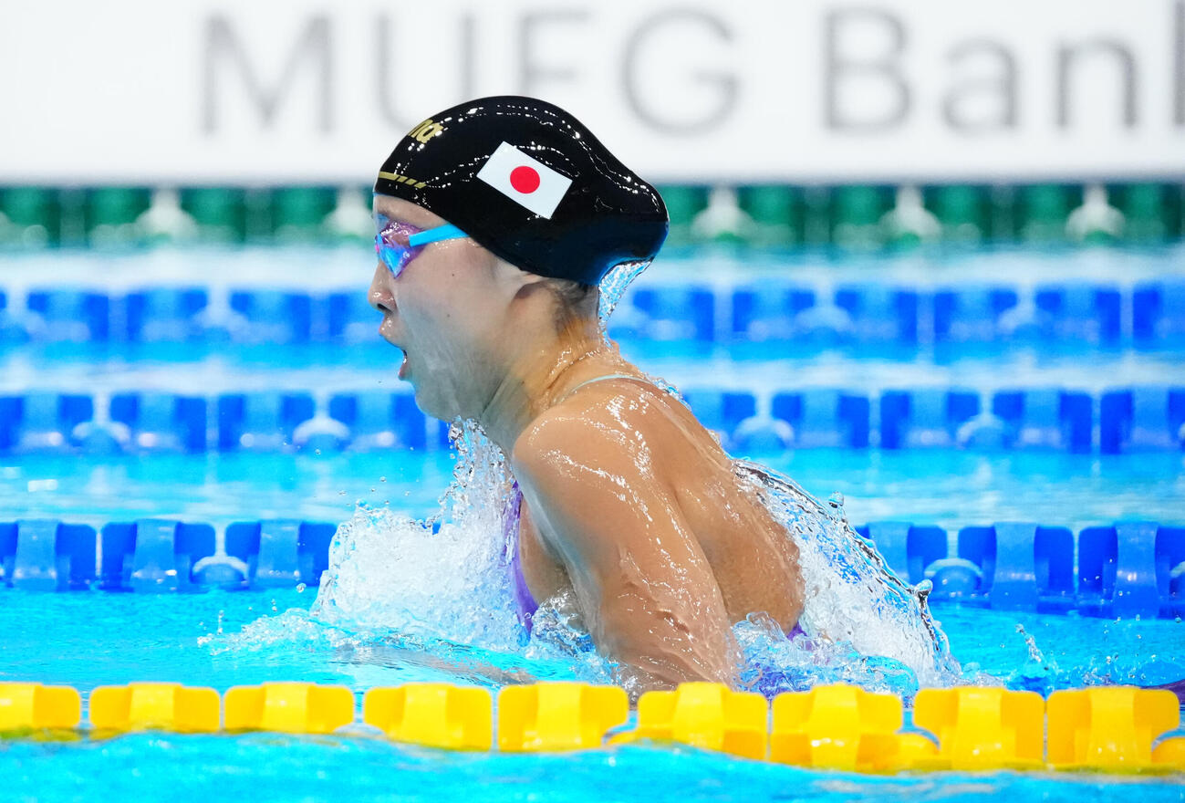 女子200メートル個人メドレー決勝　成田実生の平泳ぎ（撮影・鈴木みどり）