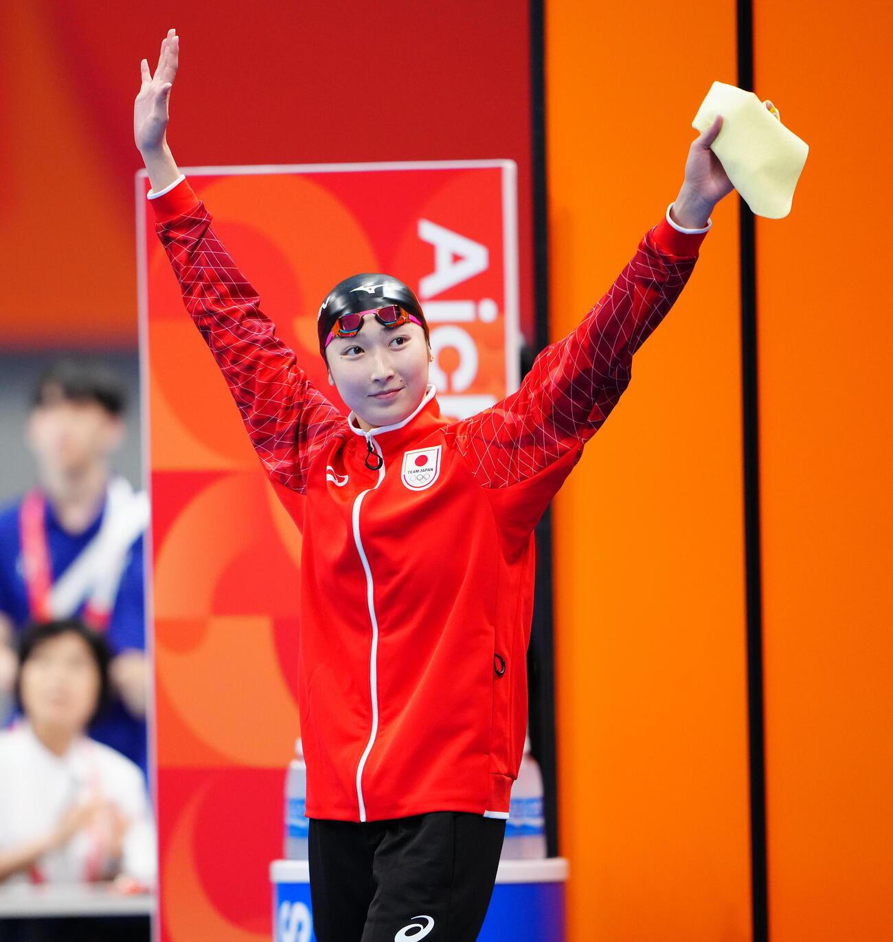 女子100メートルバタフライ決勝　入場する池江璃花子（撮影・鈴木みどり）