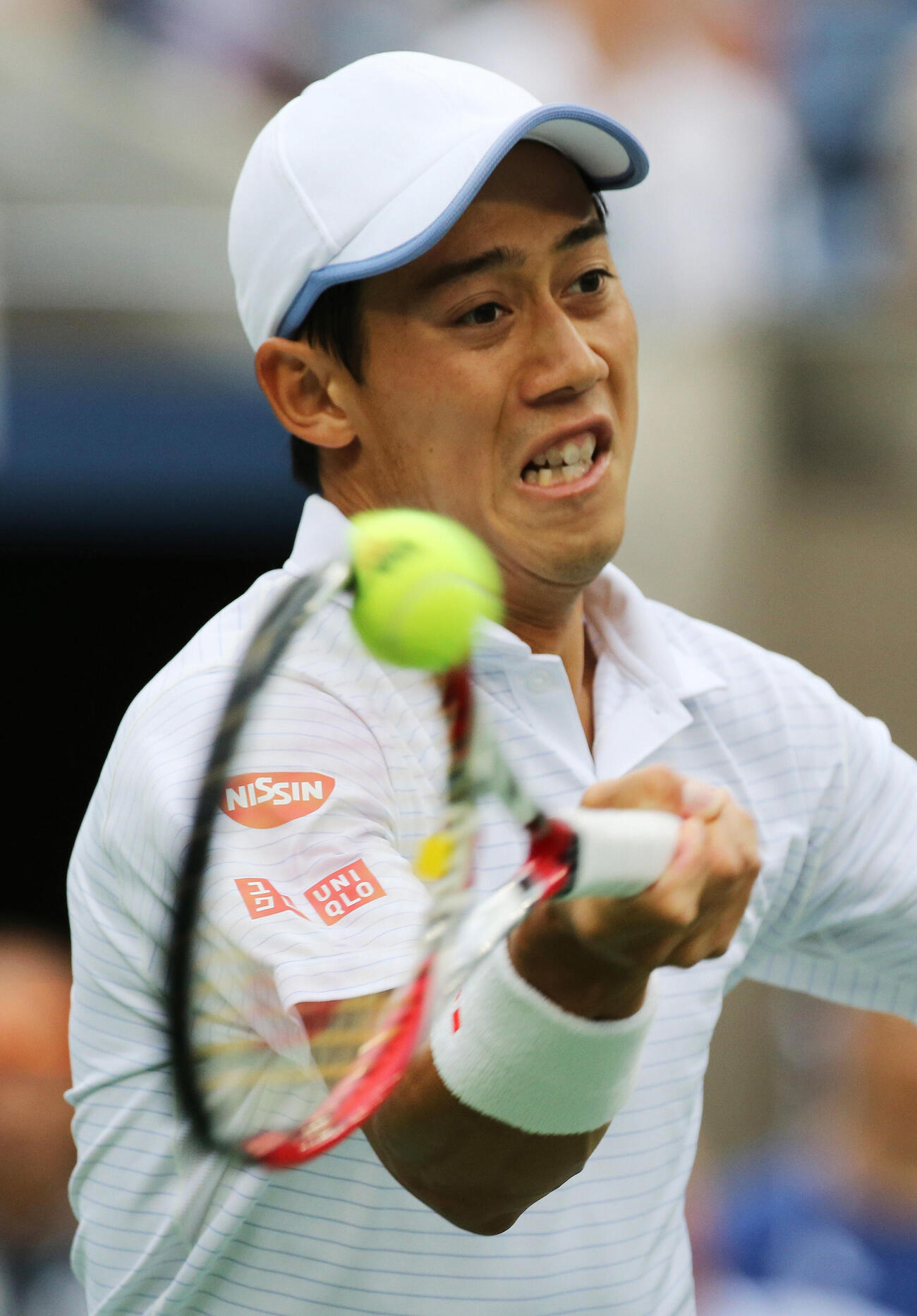 14年9月8日　全米オープン決勝　必死にリターンを返す錦織圭（撮影PIKO）