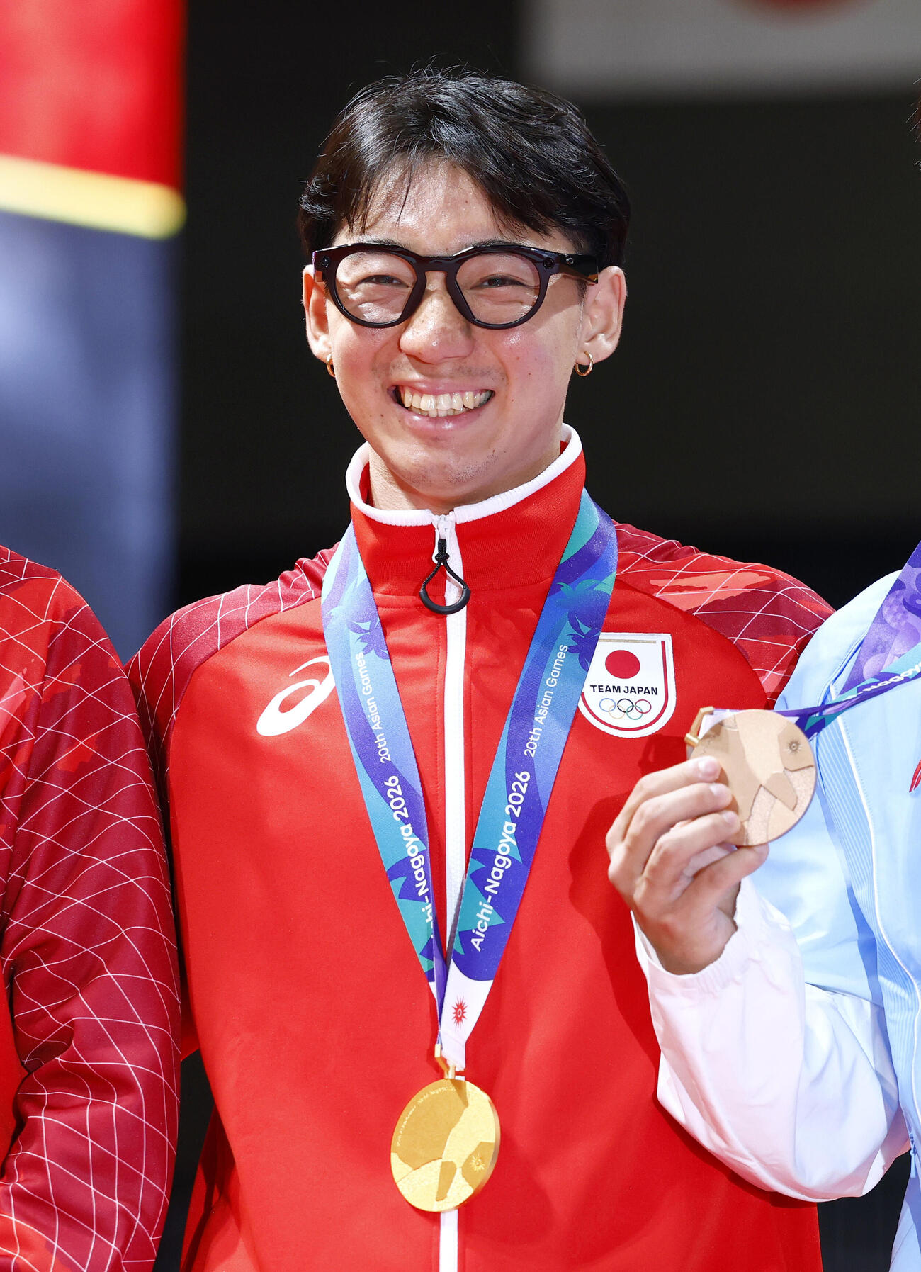 愛知・名古屋アジア大会の自転車男子BMXフリースタイル・パークで、金メダルを獲得した中村輪夢＝27日、愛知県国際展示場（共同）