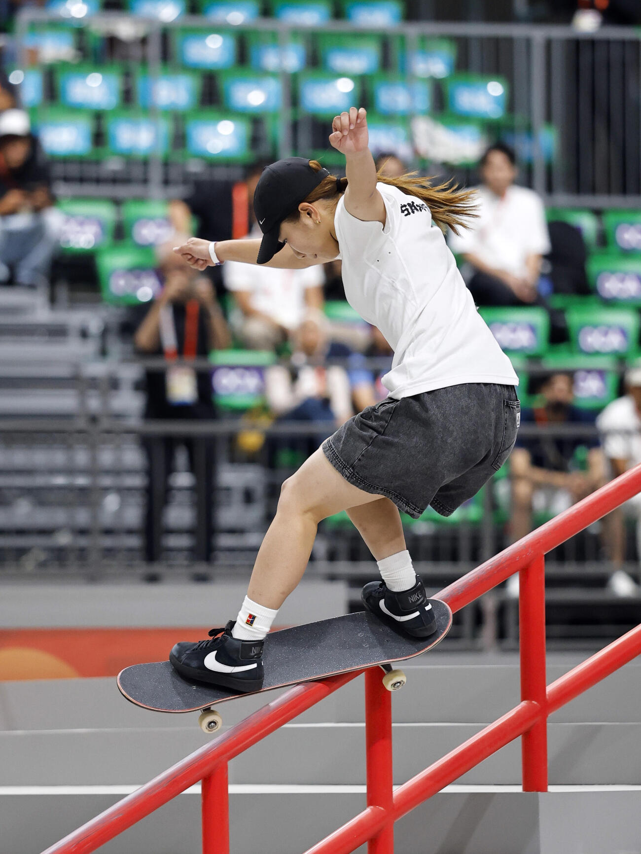 女子ストリート決勝　演技する織田夢海＝愛知県国際展示場(共同)