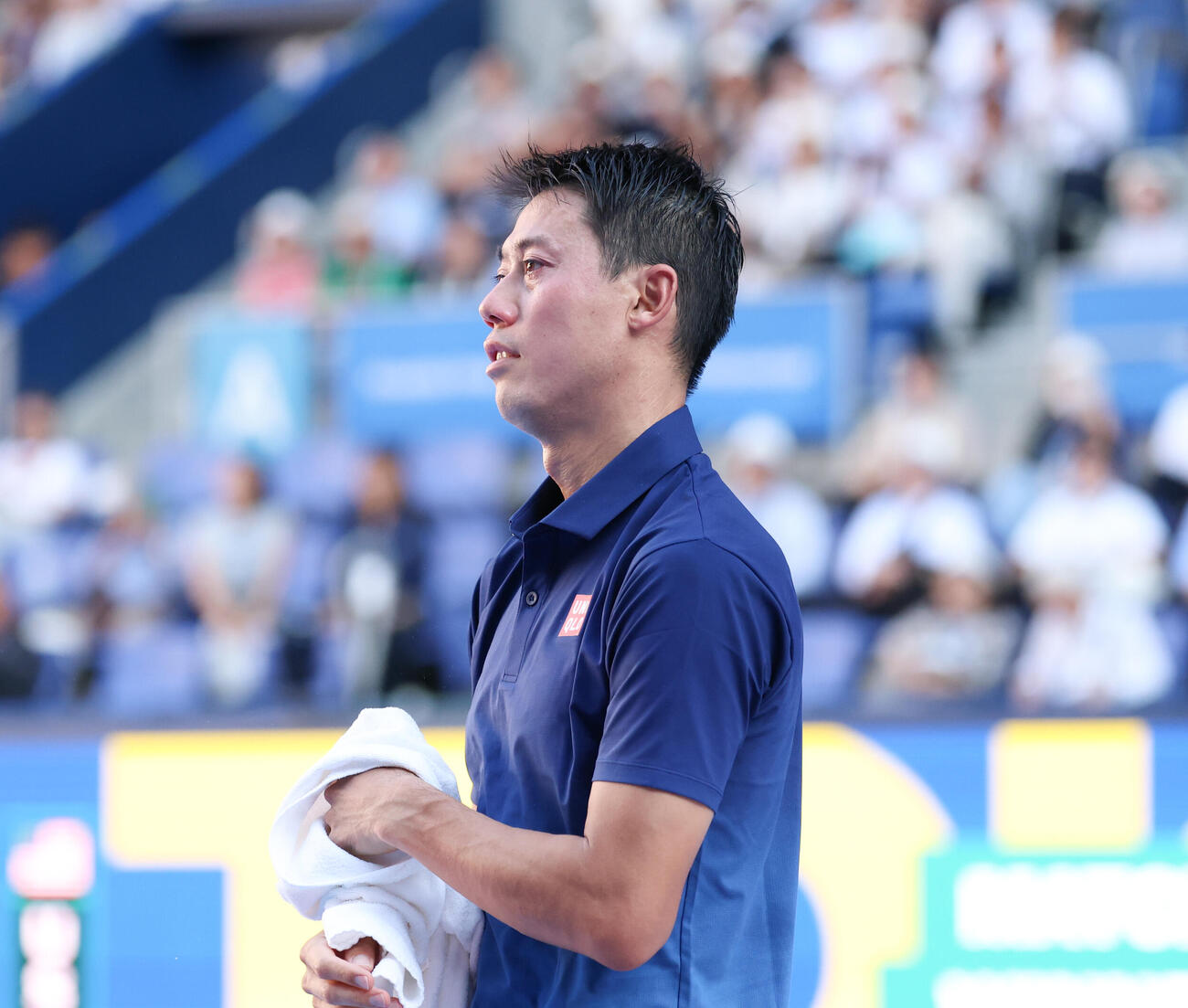 錦織圭対フランシス・ティアフォー　フランシス・ティアフォーに敗れ目に涙を浮かべる錦織圭（撮影・増田悦実）