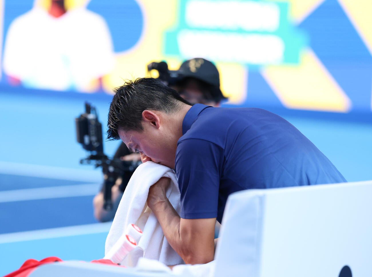 錦織圭対フランシス・ティアフォー　試合に敗れ涙を見せる錦織圭（撮影・増田悦実）