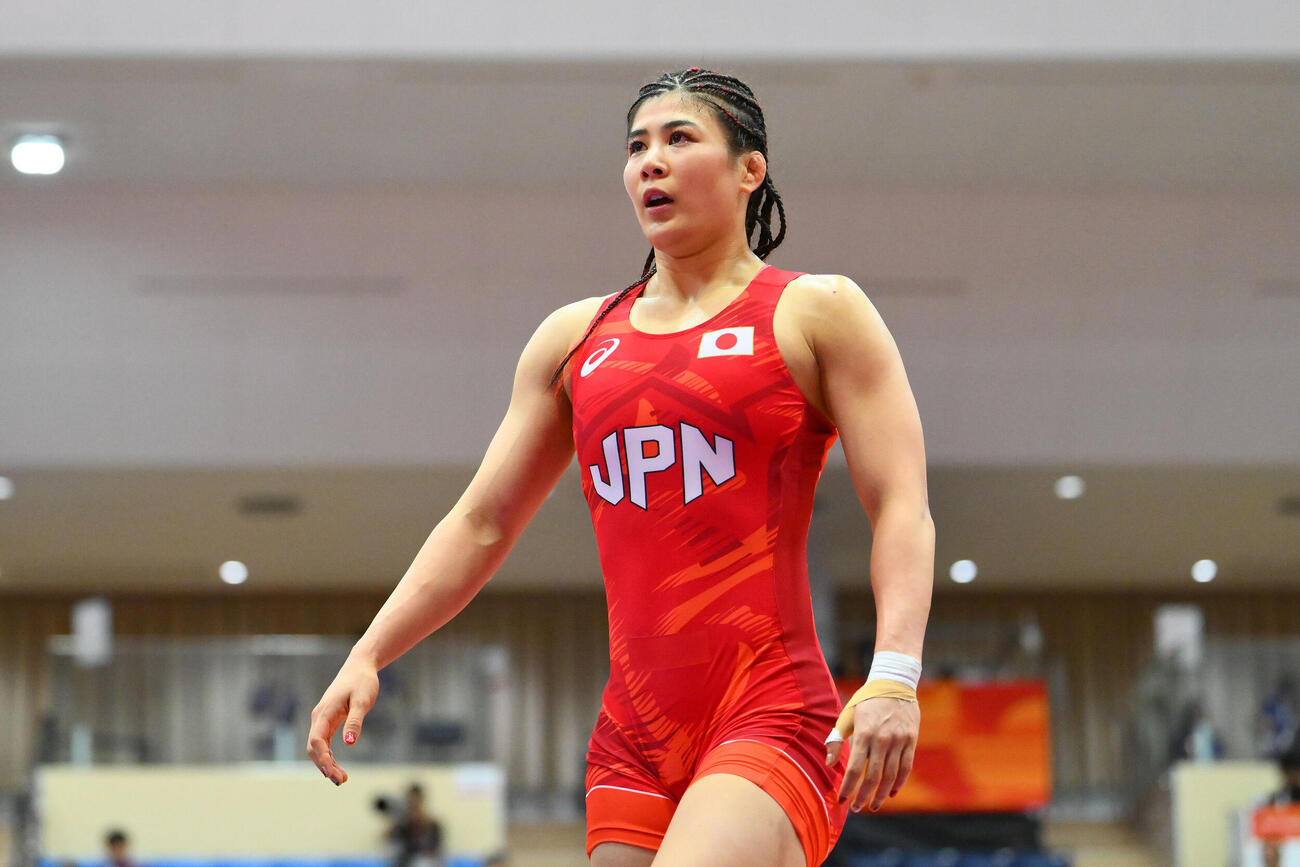 尾崎野乃香（撮影・滝沢徹郎）