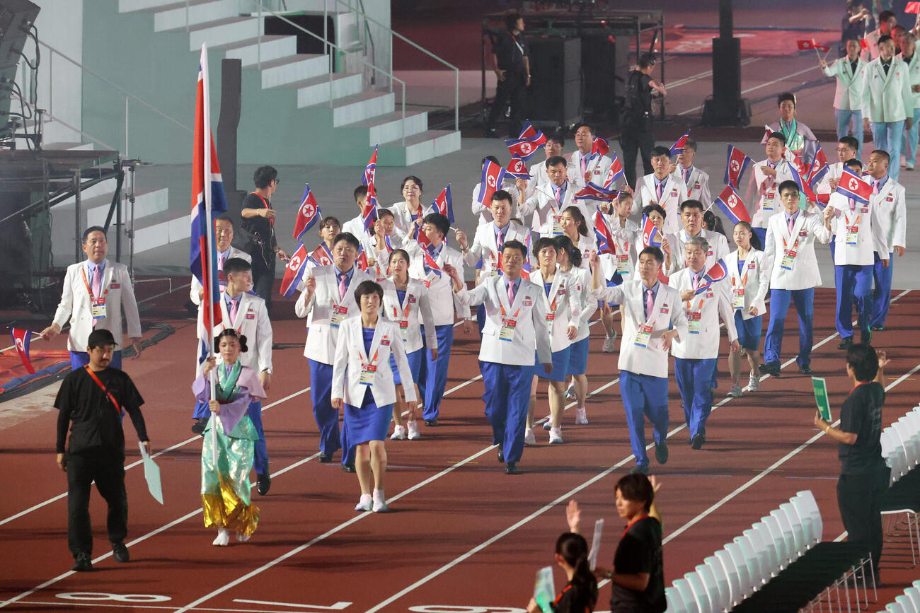 愛知・名古屋アジア大会の開会式で入場行進する北朝鮮選手団（2026年9月19日撮影）
