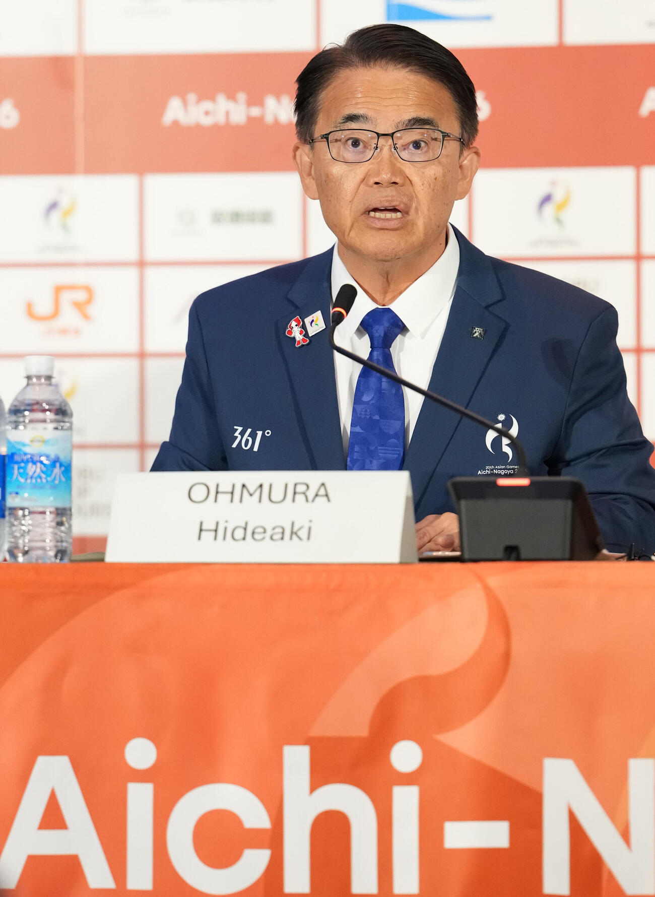 会見する愛知県の大村秀章知事（撮影・森本幸一）