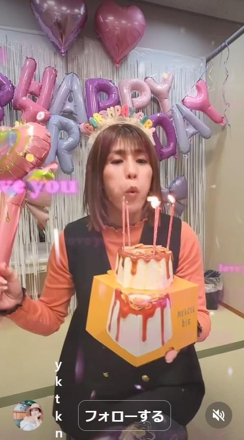 サプライズで誕生日を祝福される吉田沙保里（インスタグラムから）