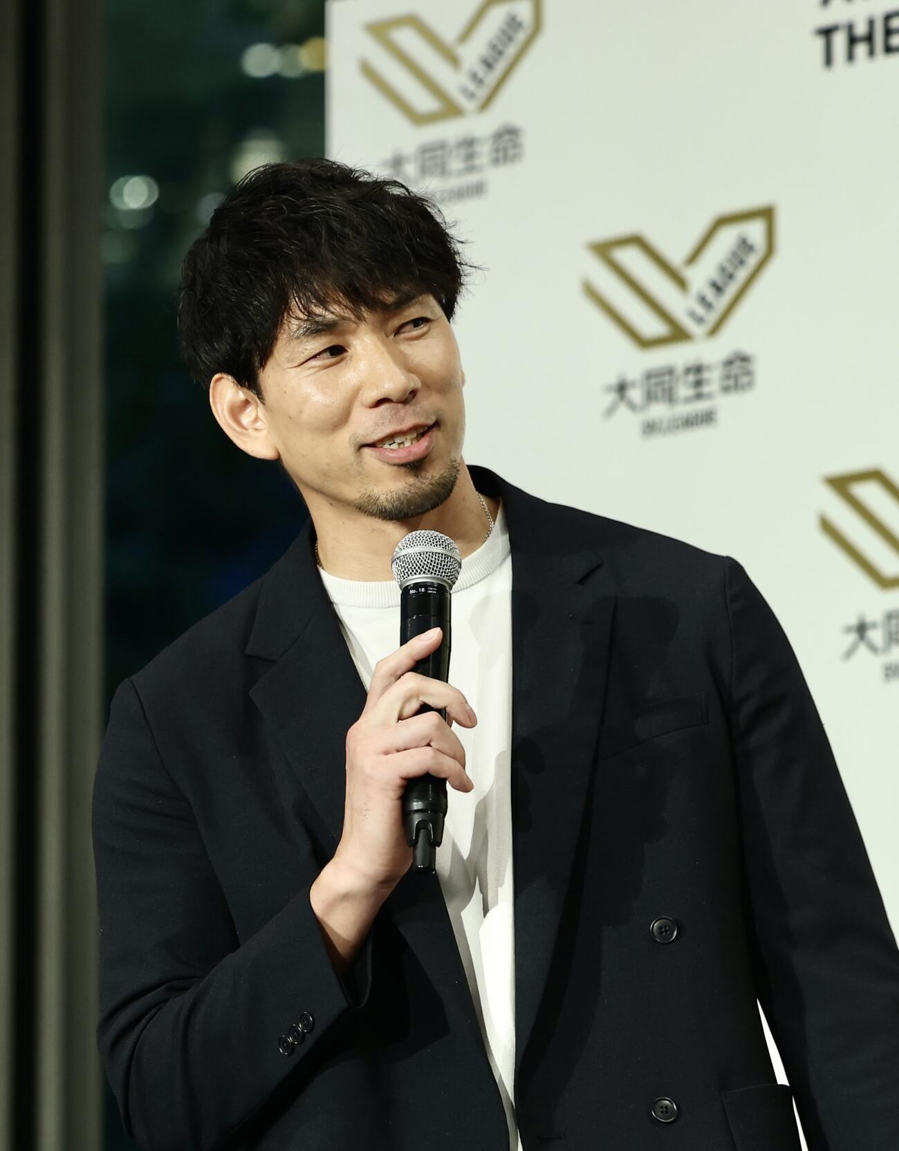 トークショーでゲスト登壇する福澤達哉氏（撮影・河田真司）