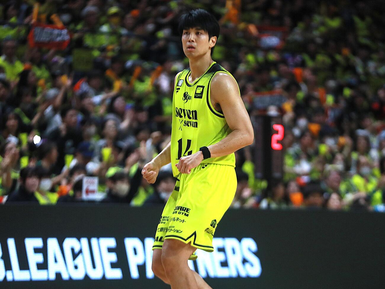 4本の3点シュートを決めた仙台・杉浦佑成（撮影・高橋香奈）