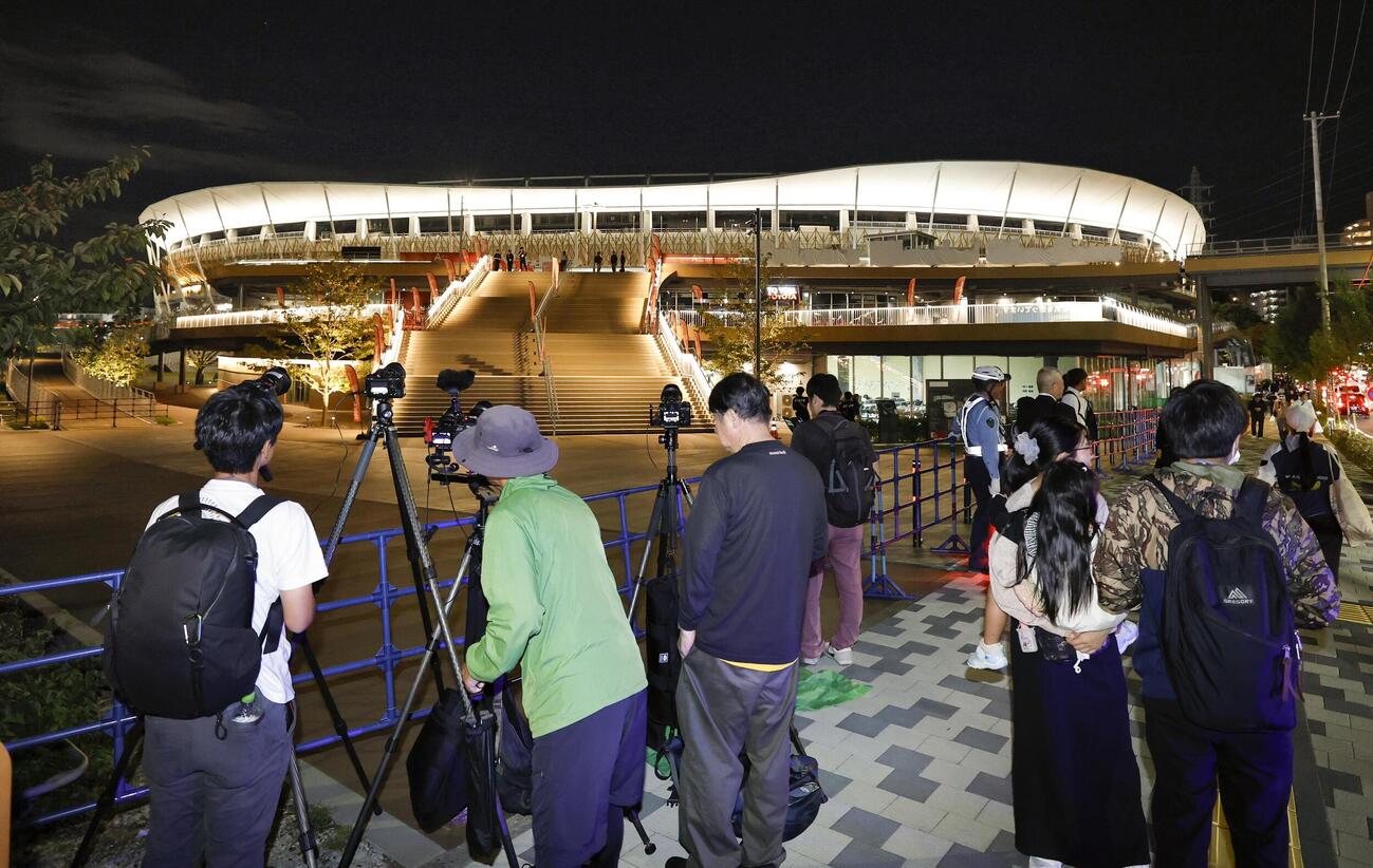 アジアパラ大会の開会式が行われたパロマ瑞穂スタジアム＝18日（共同）