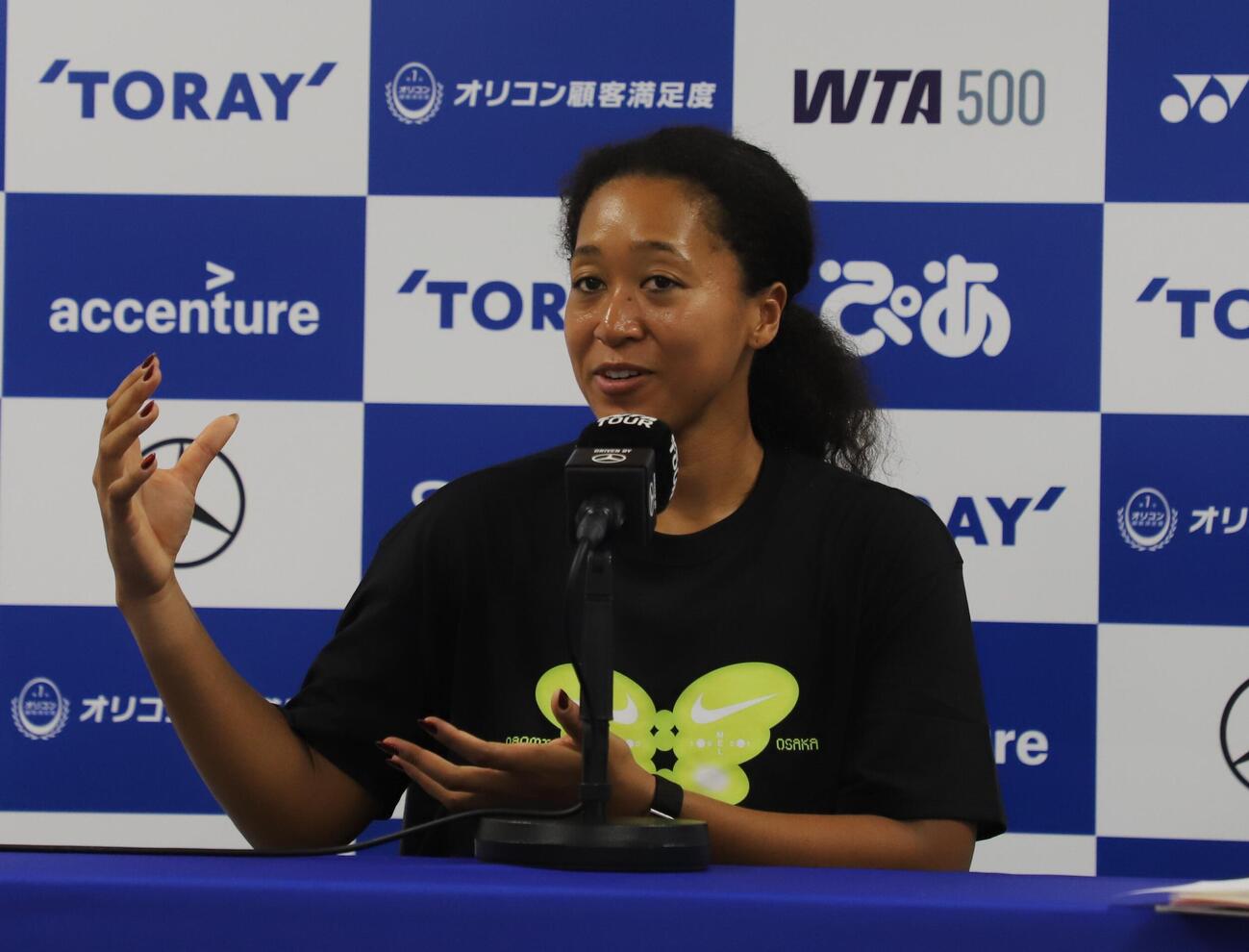 東レパンパシフィックオープンテニストーナメントの開幕前日会見に出席した大坂なおみ（撮影・藤塚大輔）