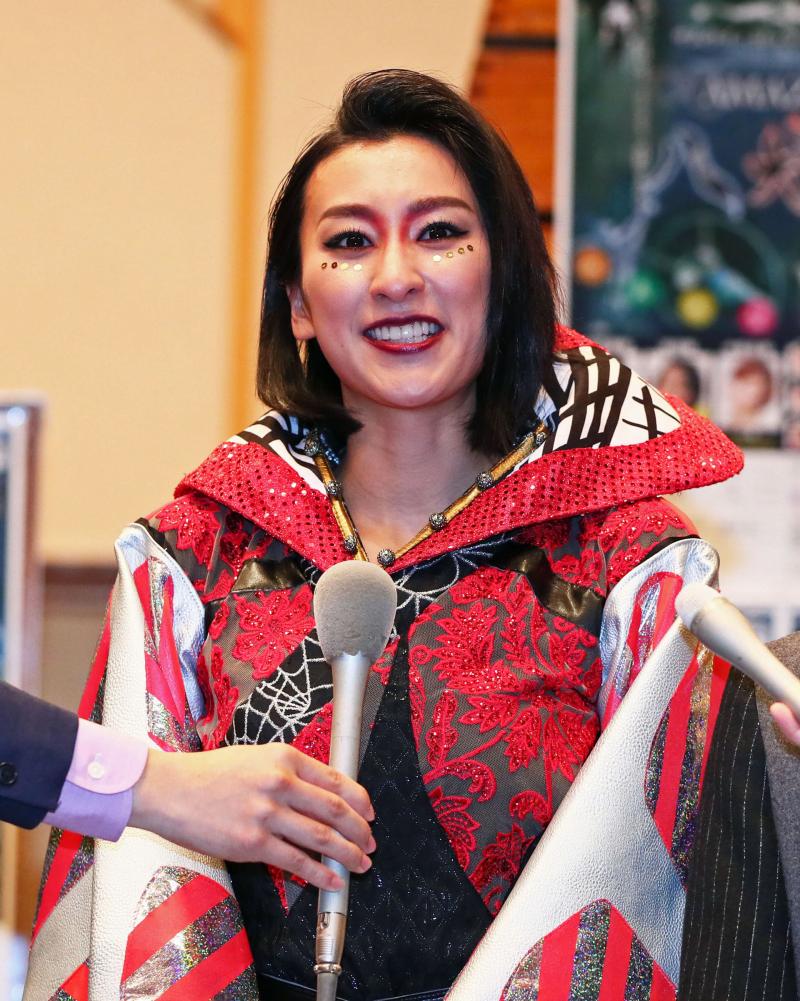 浅田舞、妹真央の引退に「いろんな思いこみ上げて」 - フィギュア : 日刊スポーツ