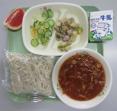 6月に提供されたジョージアのオジャクリ（上段右）（御前崎市提供）