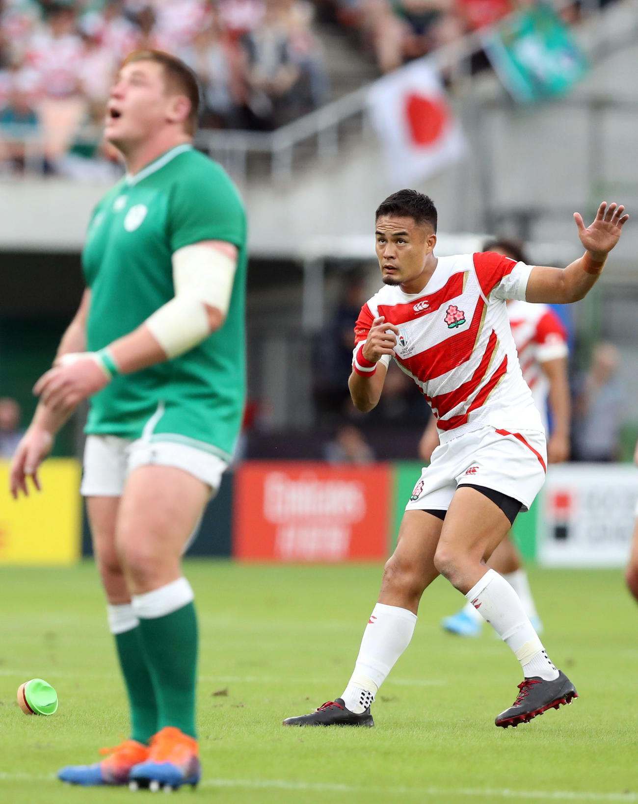 日本対アイルランド　前半、ペナルティーゴールを成功させるSO田村（撮影・狩俣裕三）