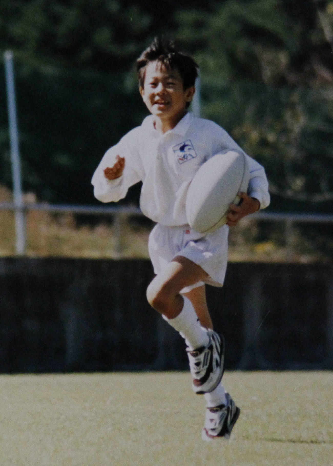 ラグビースクールでプレーする小学校低学年時代の福岡堅樹