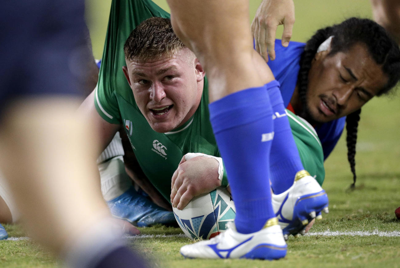 トライを決めるアイルランド・フォーリング（AP）