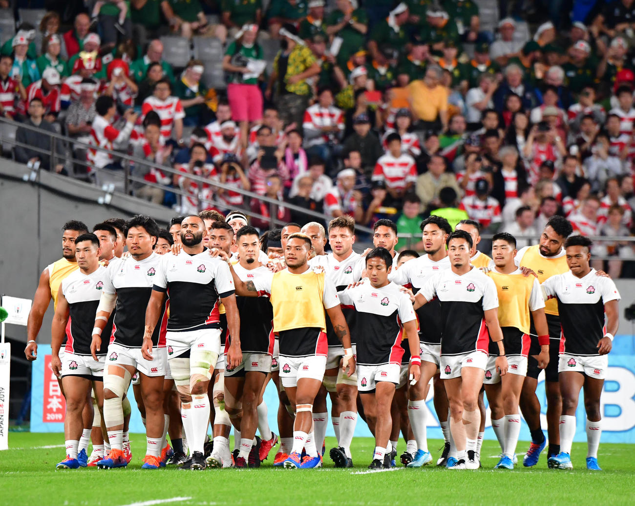 日本対南アフリカ　練習を終える日本の選手たち（撮影・清水貴仁）＝2019年10月20日、味の素スタジアム