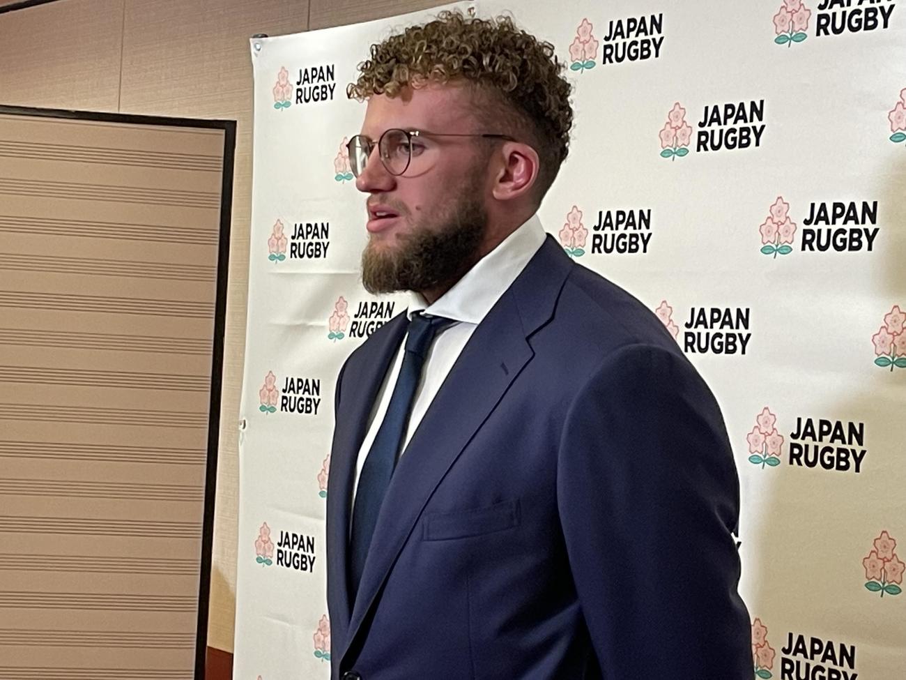 ラグビーW杯フランス大会のメンバーに追加登録され、意気込みを口にするロックのワーナー・ディアンズ