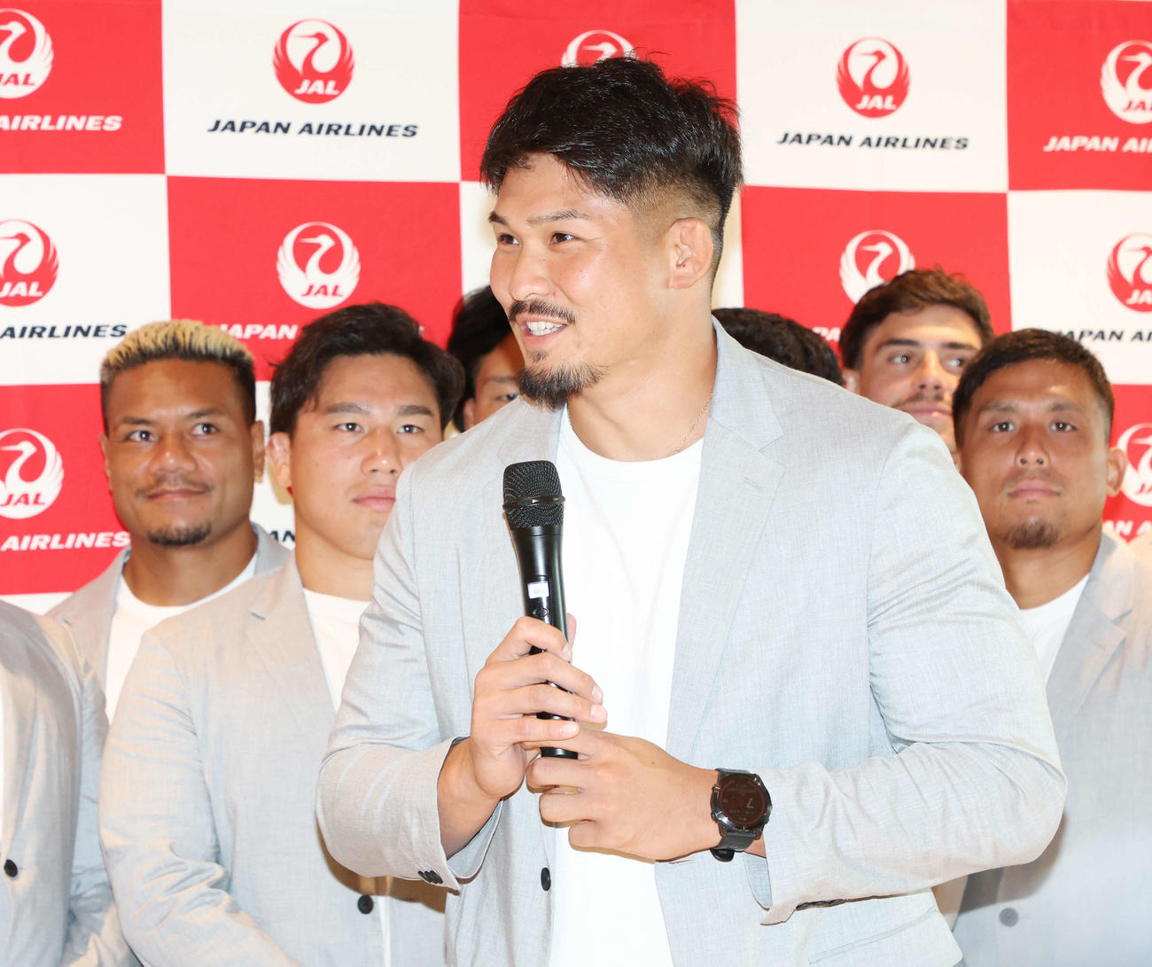 ラグビー日本代表出発式で感謝を伝える姫野主将（撮影・宮地輝）