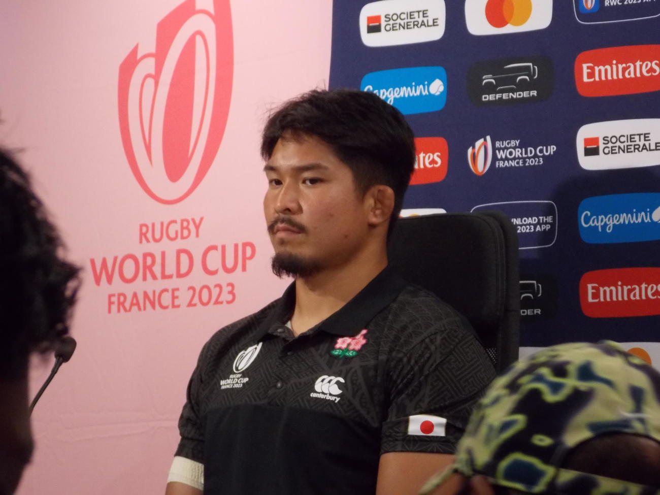 チリ戦2日前の記者会見に臨んだ日本代表の姫野主将