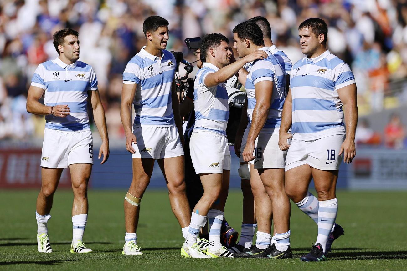 チリに快勝したアルゼンチンの選手たち（共同）