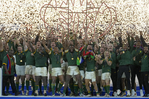 【ラグビー】南アフリカ２連覇で史上最多Ｖ４「南アを愛している」ＮＺとの宿敵対決で12－11 - ラグビーW杯2023 : 日刊スポーツ