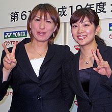 １４日開幕の全日本の女子ダブルスで４連覇に挑むオグシオ